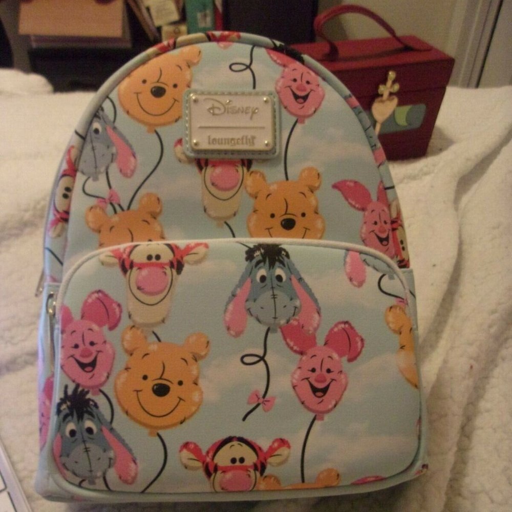 Disney Loungefly Winnie The Pooh Balloon Friends Mini Backpack new with tags - Picture 2 of 4